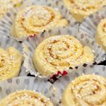 Ինչու են քաղցր խմորի մեջ ավելի շատ աղ են լցնում, քան անհրաժեշտ է թվում. համերը միացնող անտեսանելի թելը inchu-en-khaghcr-xmori-mej-aveli-shat-agh-en-lcnum.jpg